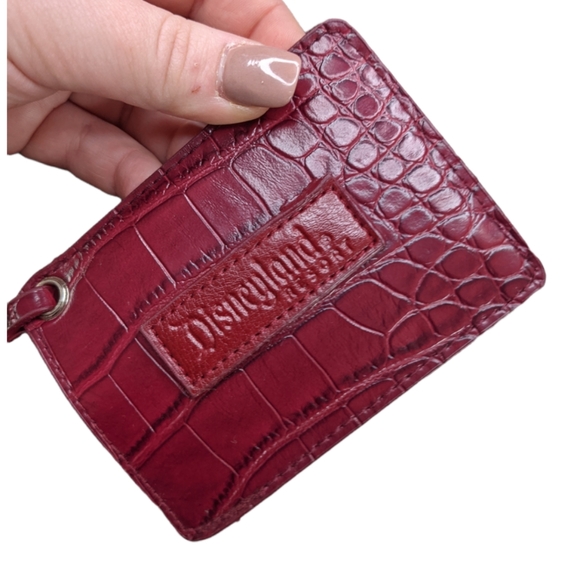 Disney Red Croc Embossed Shoulder Bag with ID Wallet ❤️ - Picture 13 of 13